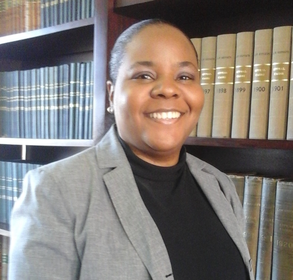 2022 June 13 - Weekly Q and A - Veronique Evans - Headshot