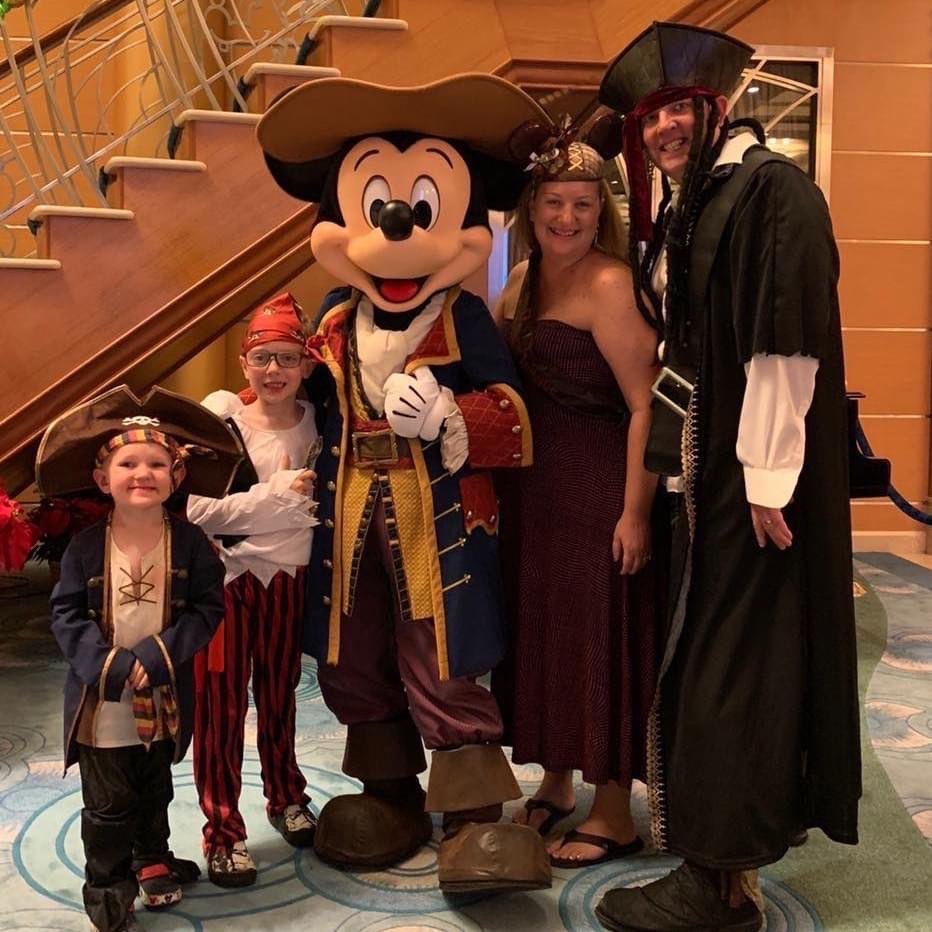 2022 September 05 - Weekly Q and A - Carrie Ward - Family Pirates Disney