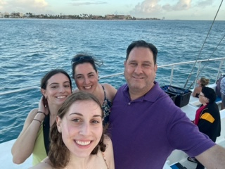Jessica and her husband Michael with their daughters, Stephanie and Lindsay, on vacation in Aruba.