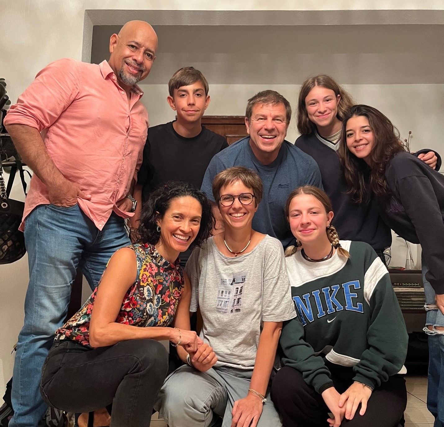 2023 November 14 - Weekly Q and A - Cristina Lara Vargas - family friends