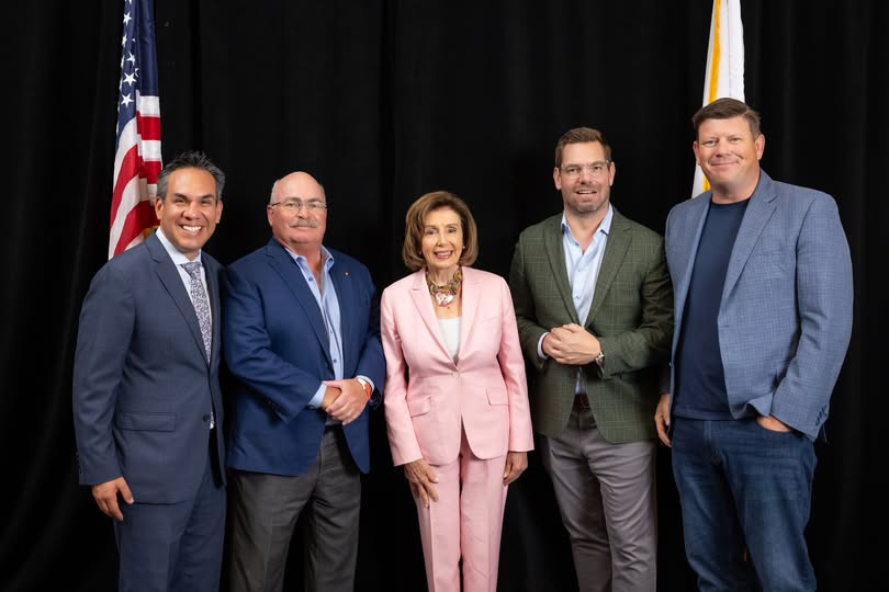 Brian McKeen joined fellow members of the American Association for Justice’s National Finance Council in a successful fundraising effort for the Democratic Congressional Campaign Committee. Pictured (l-r) are Caucus Chair Rep. Pete Aguilar (CA-33), Brian McKeen, Speaker Emerita Nancy Pelosi, Rep. Eric Swalwell (CA-14), and Chicago attorney Brad Cosgrove.