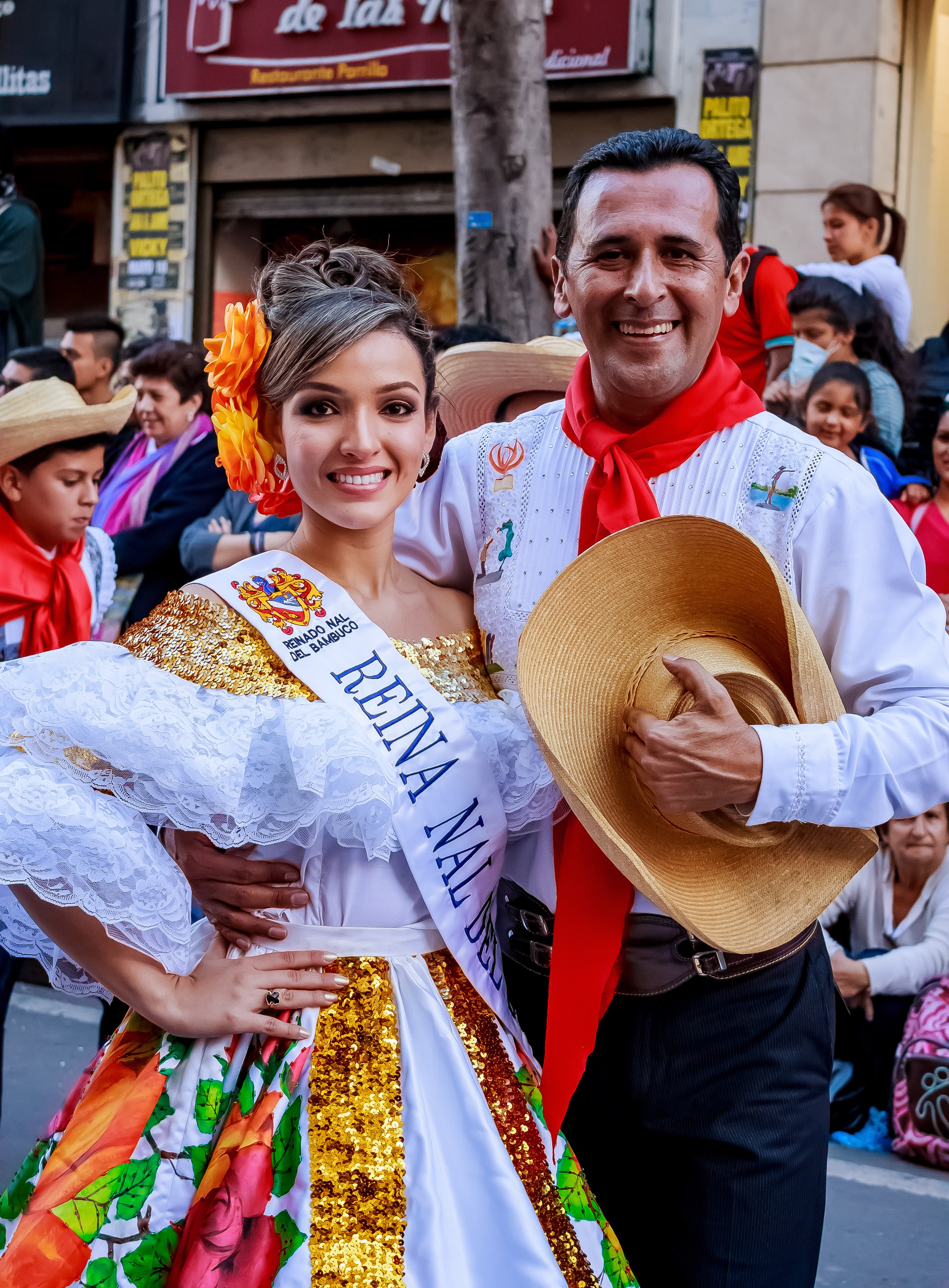 2026 April 07 - Weekly Travelogue - Bogotá, Colombia - Ibero-American Theater Festival - Queen/Reina