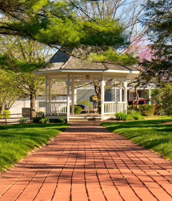 USA - Indiana - Zionsville - Gazebo in park downtown Zionsville