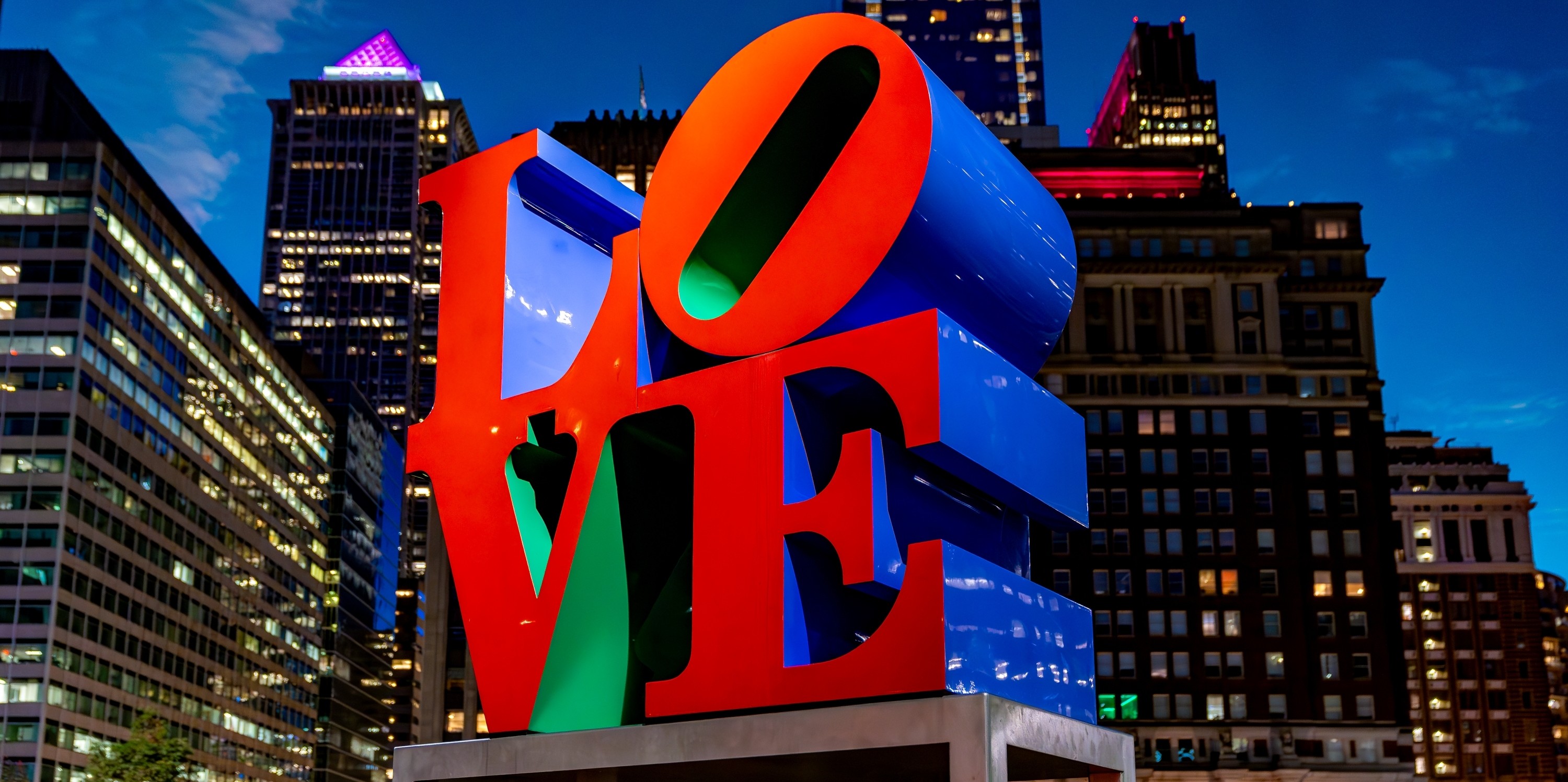 USA - Pennsylvania - Philadelphia - LOVE Statue