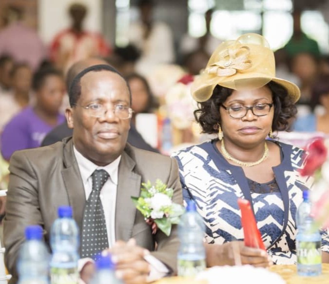 Sania’s parents raised their seven children in Blantyre, Malawai. Her father was a banker and her mother worked with a farmers’ association.