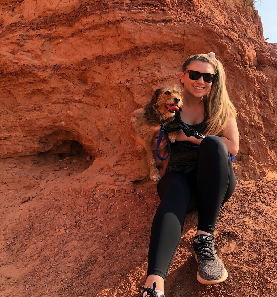 Victoria enjoys hiking with her dog, Callie, a beagle-poodle mix that she has had since she was 15. 