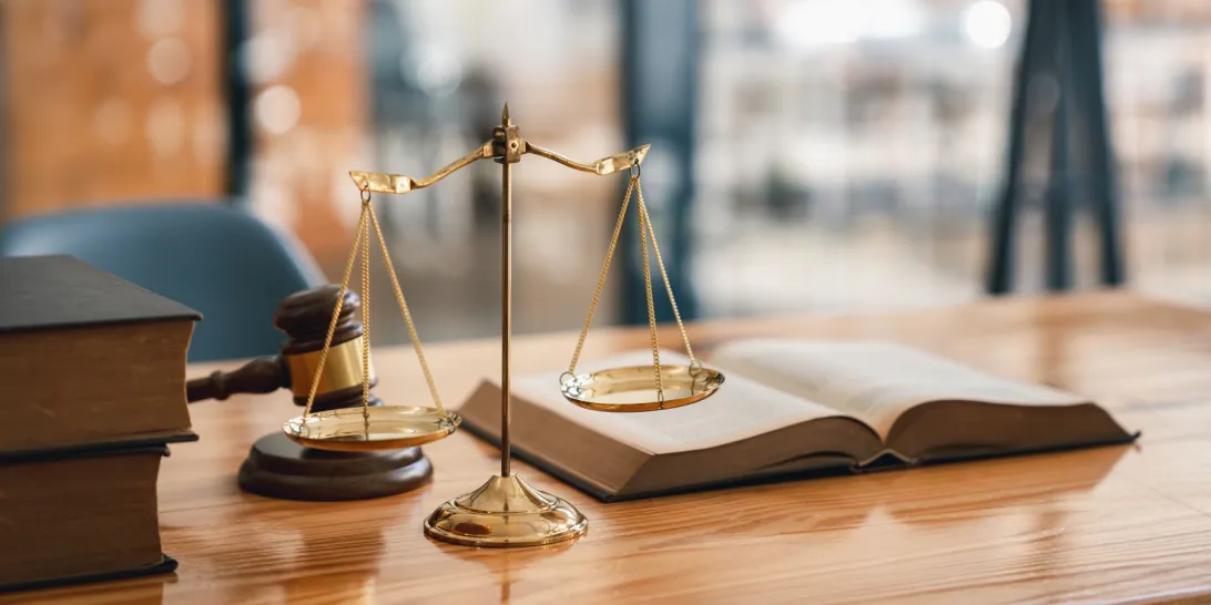 Weekly - Rotating Column