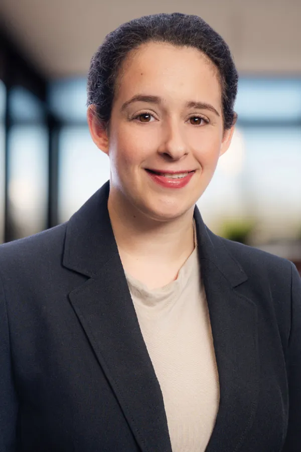 Jenna Bird_Square_Blurredbg2.png