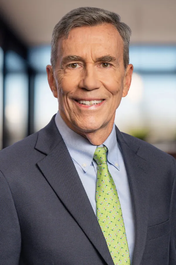 Joe Gibbons_Square_Blurredbg2.png