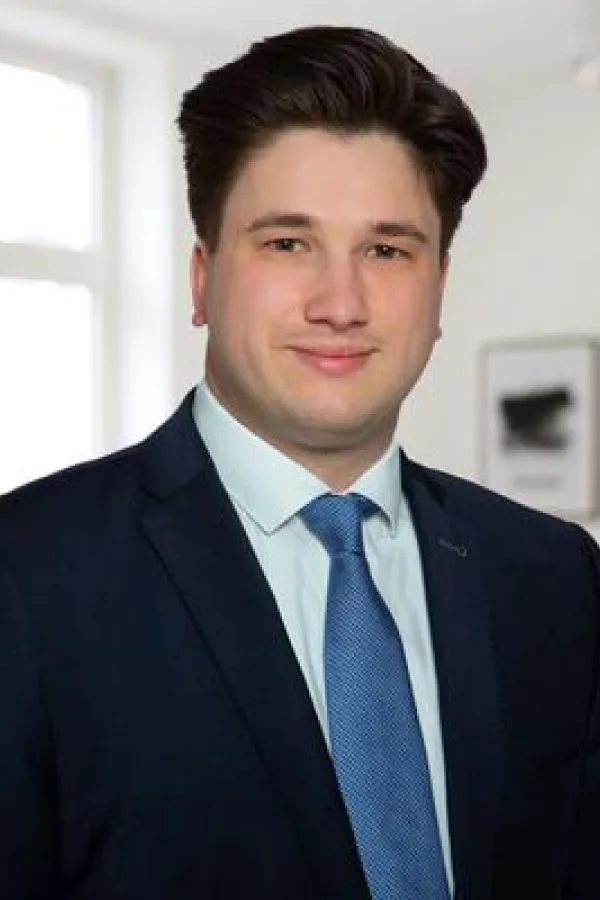 Maximilian Hofer.jpg