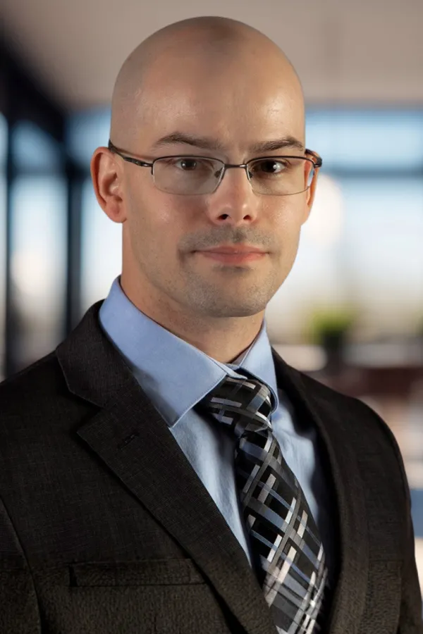 Eric Walker_Square_Blurredbg1.png