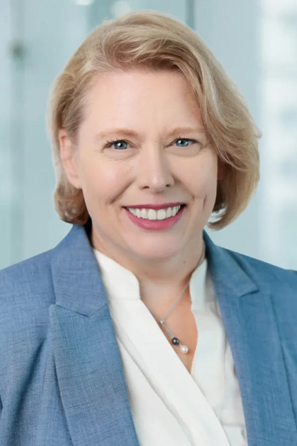 Heidi Lunasin.png