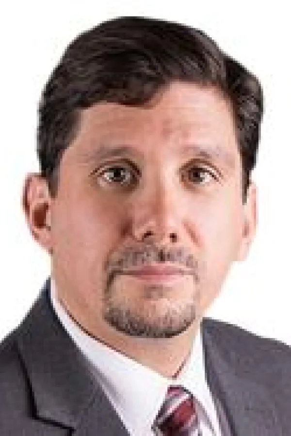 Alexander Tsianatelis, Associate