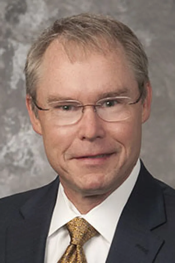 Willard Benton &quot;Bo&quot; Gregg