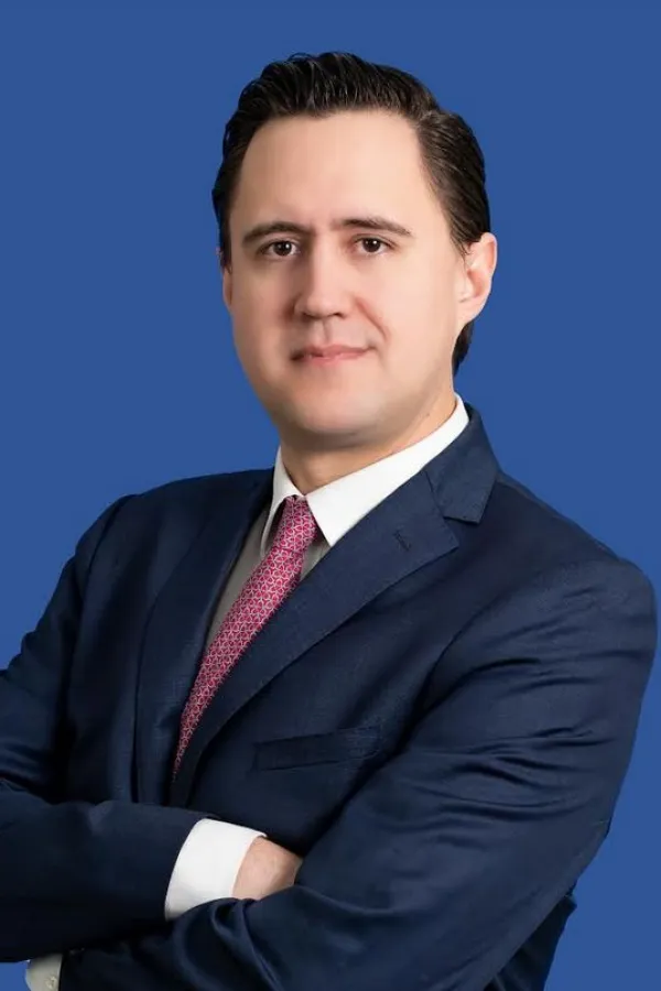 Raymundo V&aacute;zquez