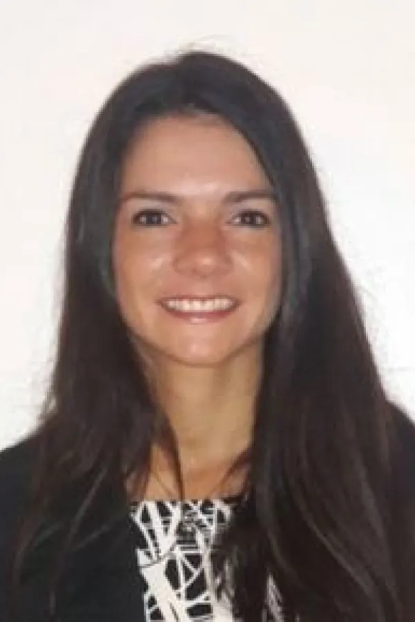 Mar&iacute;a Cecilia Pou