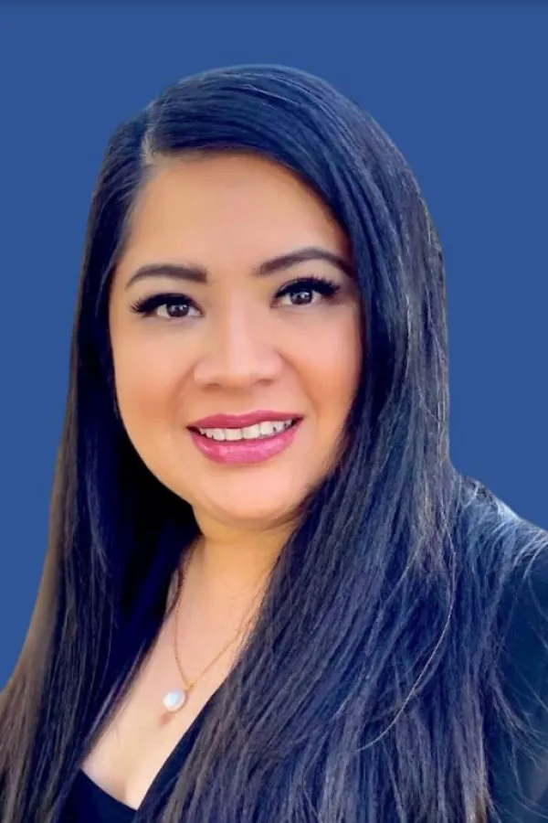 Natalie Cer&oacute;n