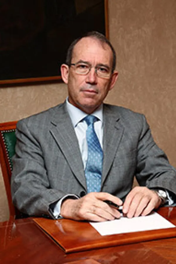 Dr. Guillermo Fr&uuml;hbeck Olmedo